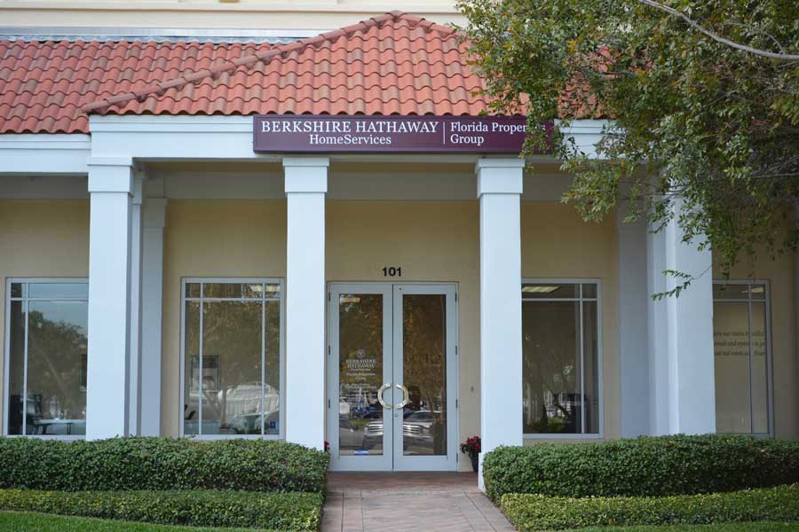 Downtown St Petersburg Office Picture