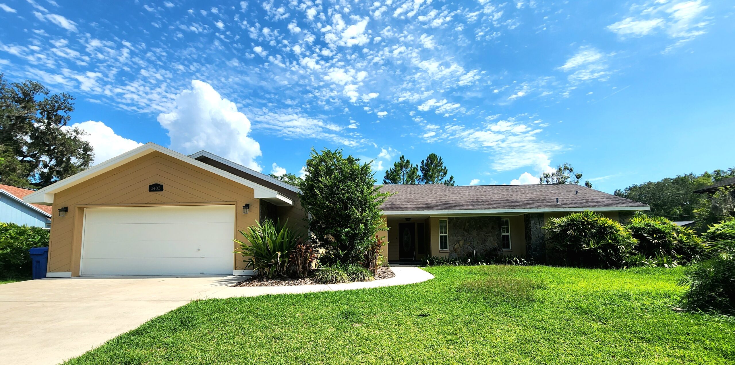 Florida home for rent 2403 Stonehill Ave  Valrico FL