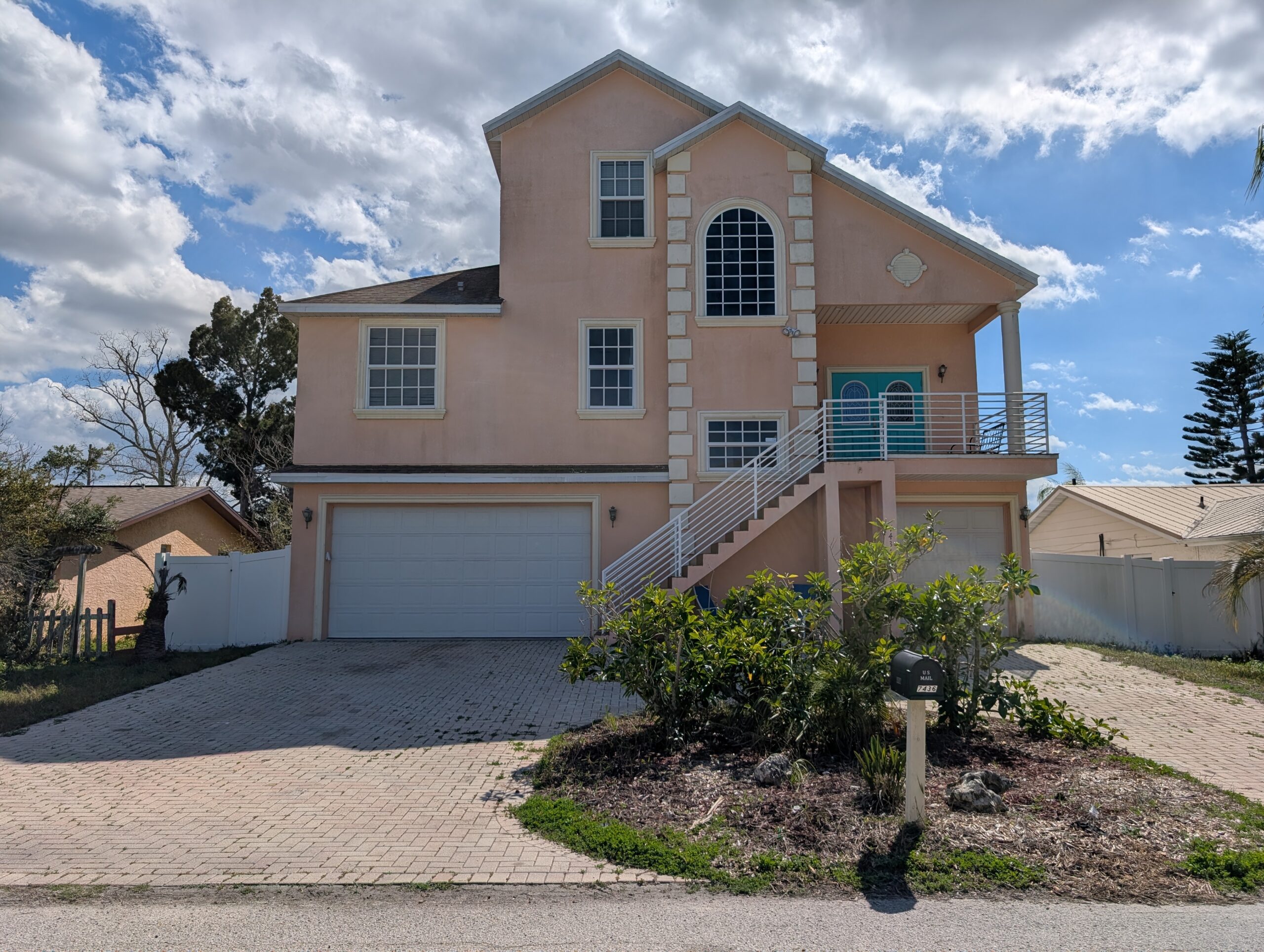 Florida home for rent 7436 Islander Ln  Hudson FL