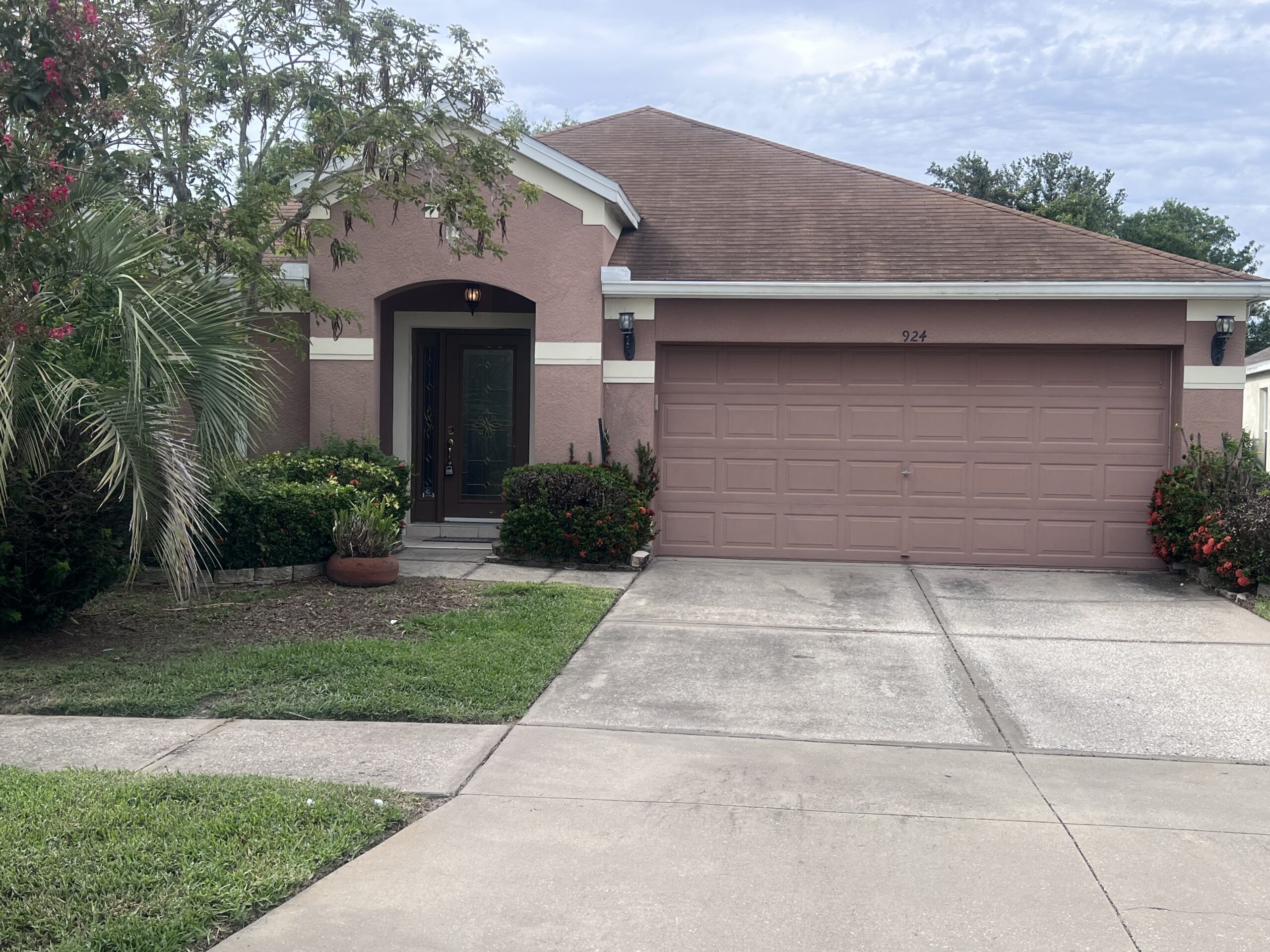 Florida home for rent 924 Ridge Haven Dr  Brandon FL