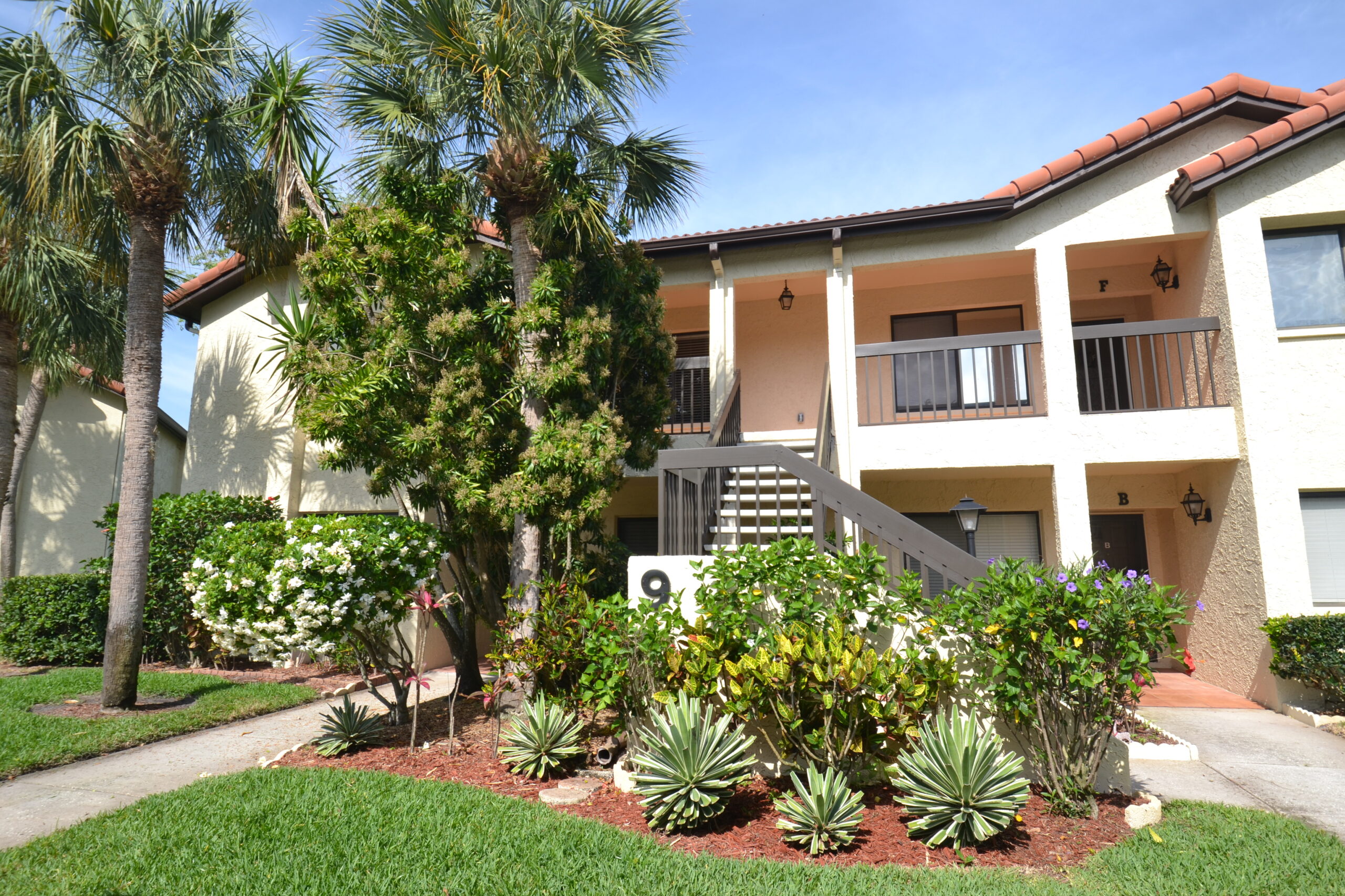 Florida home for rent 1801 East Lake Rd 9E  Palm Harbor FL
