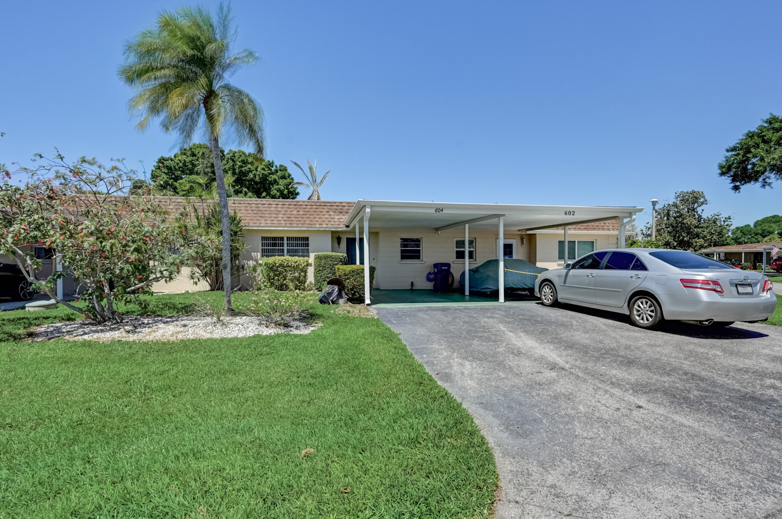 Florida home for rent 604 Park Cir # 16  Bradenton FL