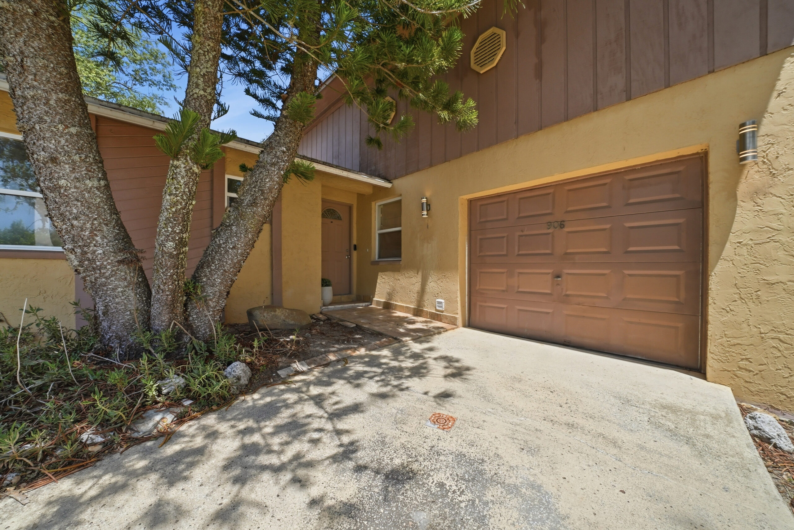 Florida home for rent 906 Carlton Rd  Tarpon Springs FL