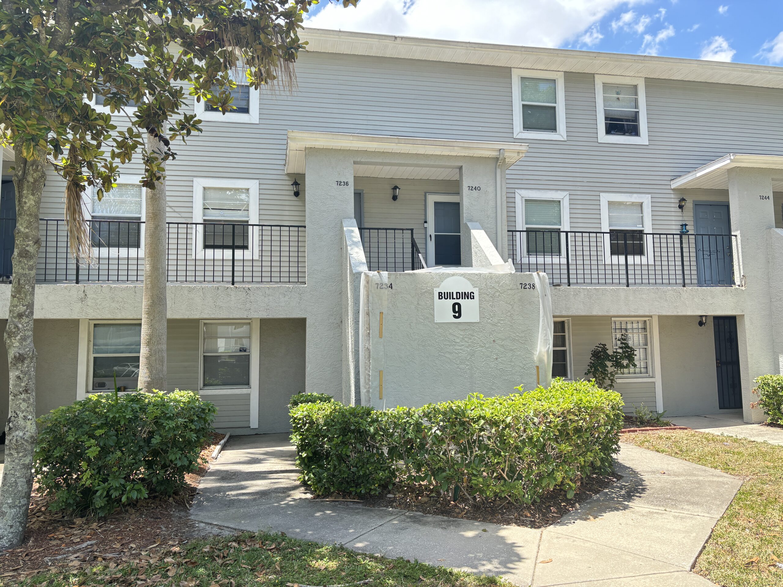 Florida home for rent 7234 E Bank Dr  Tampa FL