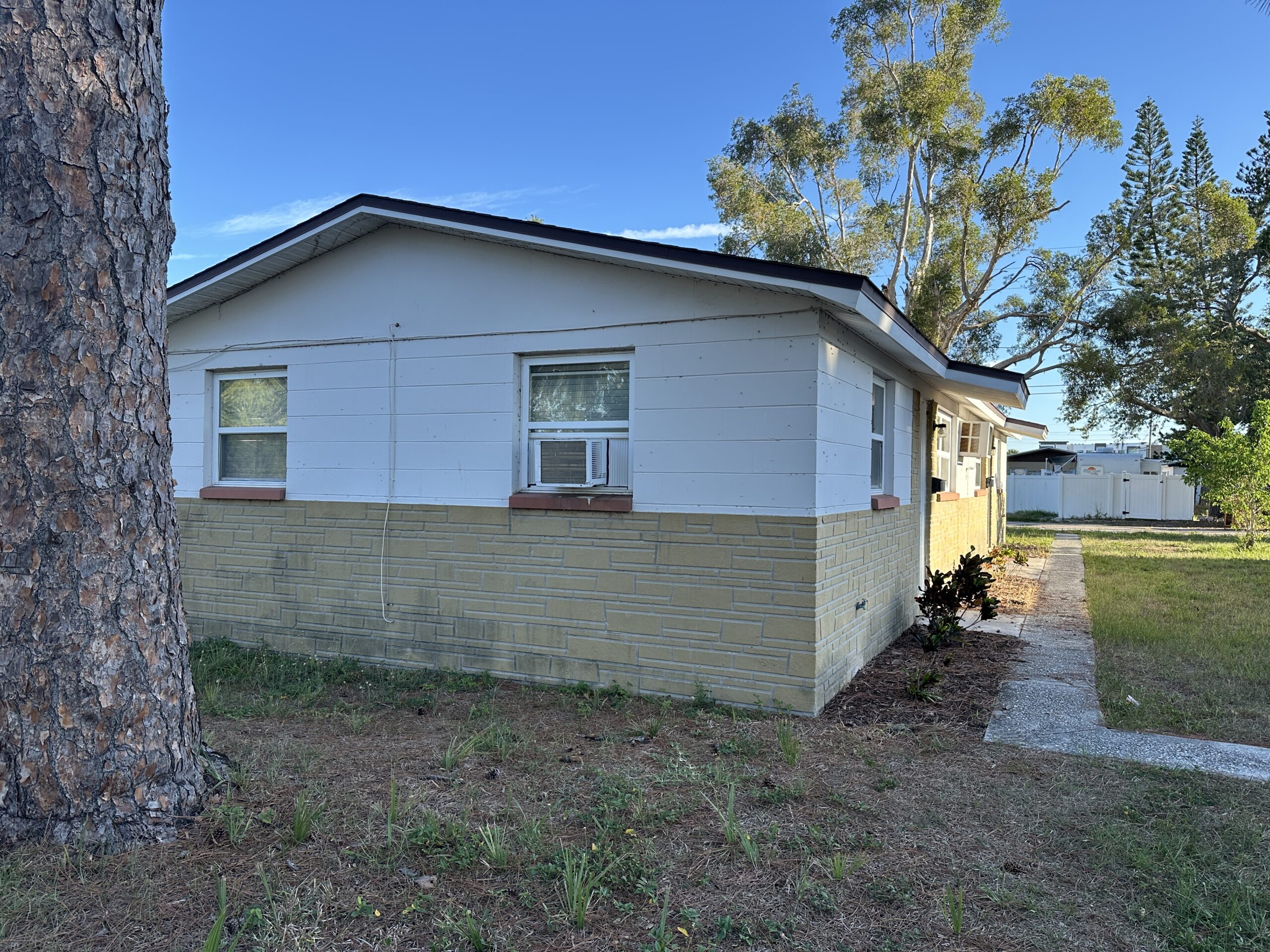 Florida home for rent 351 50th Ave N  St Petersburg FL