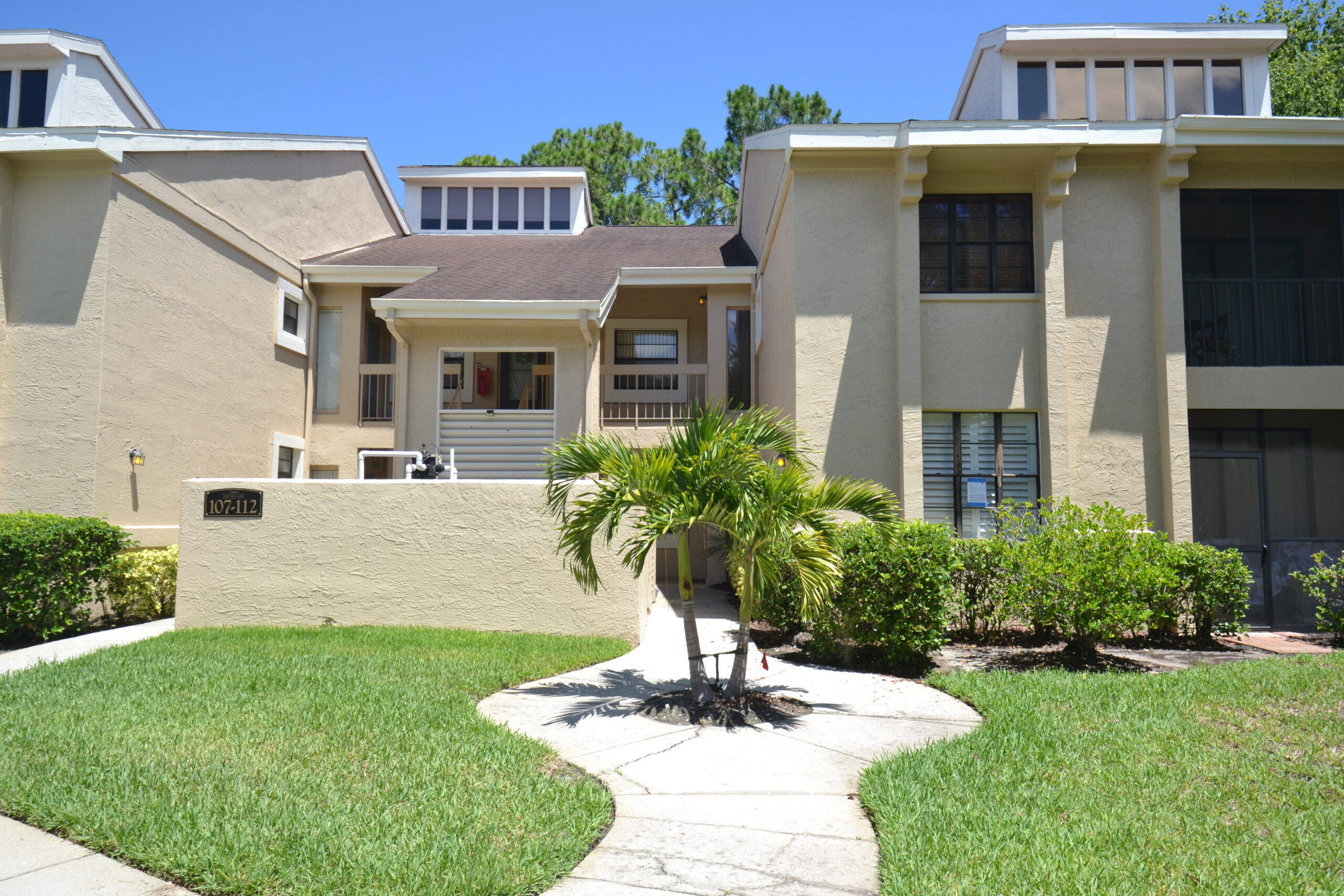 Florida home for rent 112 Lindsay Ln  Oldsmar FL